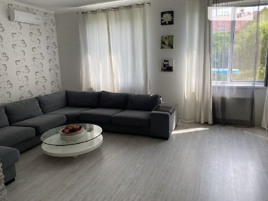 Довгострокова оренда будинку з верандою, від власника на вул. Озерна • ID 33219259