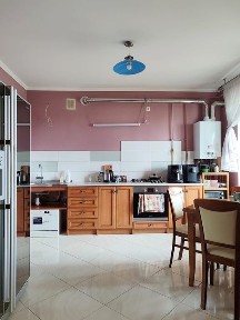 3-кімнатна квартира 87 м² у центрі Чернігова, ремонт, меблі та техніка