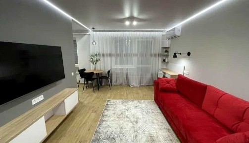 80656 Продається стильна дизайнерська 1 кім кв на проспекті Науки 41А