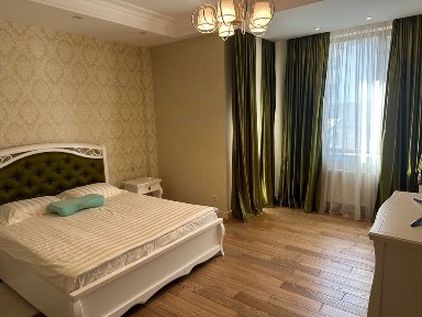 Пропоную в оренду квартиру по вулиці Похила ( бічна Героїв Майдану )