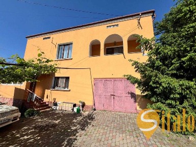 Продаж будинку, с. Малечковичі