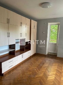 Продається простора квартира в самому центрі міста з виглядом на парк