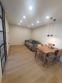 Сучасна 3-а кв-ра в центральному районі міста. Новобуд