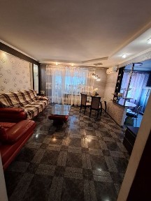 Продам 3х кімнатну квартиру на бульварі Маршала Василевського