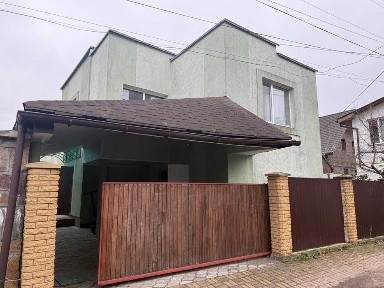 Будинок 136 м² з банею, пров. Боярка, Рівне