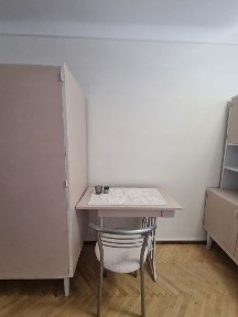 Оренда 3 к. Печерськ. Коновальця. Є газ.