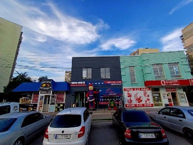 Бровари, вулиця Чорних Запорожців 52