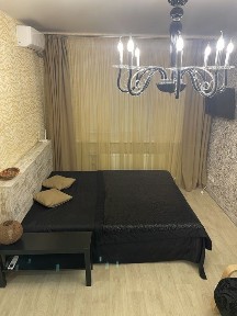 Вільна по поселення 1 кім центр міста по вул Українській