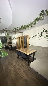 Трикімнатна квартира на Пугачова