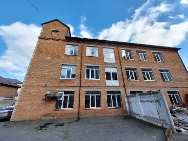 Продаж комерційного приміщення на вул. Замостянська