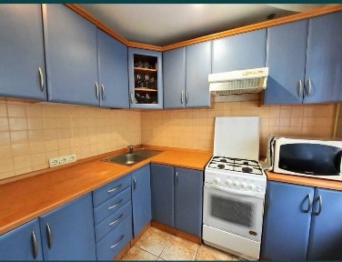 Продаж 3-кімнатна квартира Вишневе Остапа Вишні