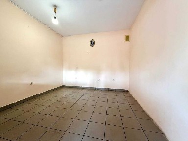 Оренда фасадного приміщення 12 м. кв.