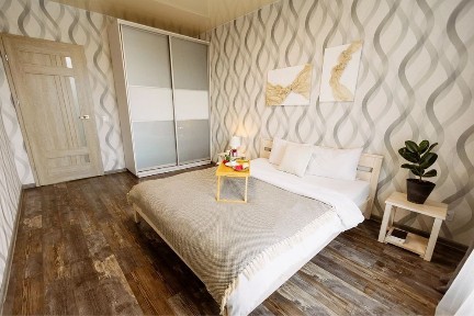 Подобова оренда 2-ох кімнатної квартири в центрі міста є інші варіанти