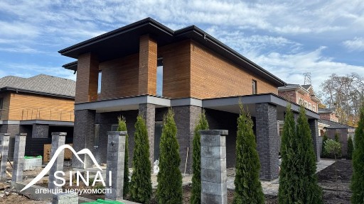 Продам будинок 250 м. кв у Святошинському районі