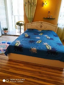 Трикімнатна квартира навпроти Листопада