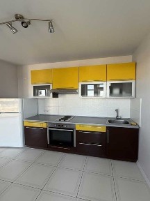 Центр | 40 кв/м | Поверх 8/16 | Цегляний будинок | КОД 44564