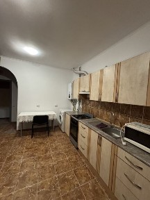 Крошня частина будинку з автономним опаленням.