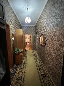 Продаж 3-х кімнатноі в центрі 118 квадратів