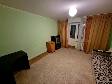 Оренда метро Лісова і Чернігівська вул Шолом Алейхема 10-А