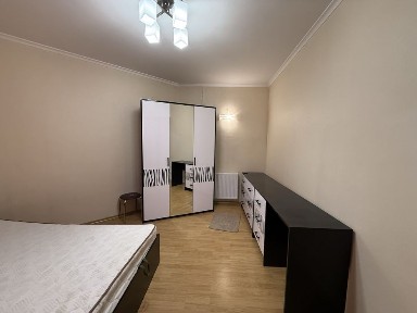 Київ, Солом'янський, проспект Любомира Гузара 26