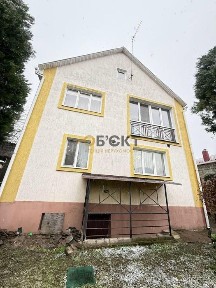 Продаж двоповерхового будинку, м. Барабашова, вул. Ісаївська 81А