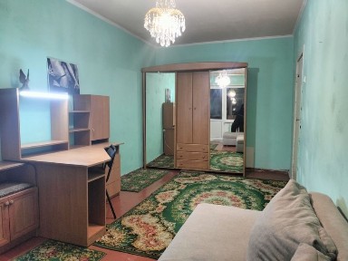 Власник, продам 1 кімнатну квартиру на Вокзальній