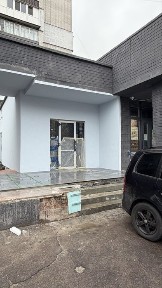 Аренда фасадного помещения. Красный камень. Красный камень