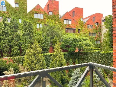 Дніпро, вул. Архітектора Дольніка