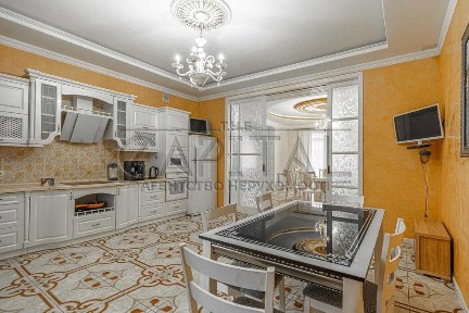 Оренда будинку, Дніпровський р-н