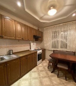 Оренда 2-х ком квартира вул Богомольца 8-а/ світло не вимикають