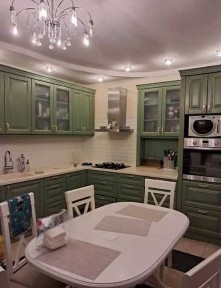 Здається будинок на Басах