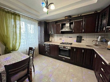 Продаж затишної 3-ної квартири на масиві Незалежності (Леваневського).