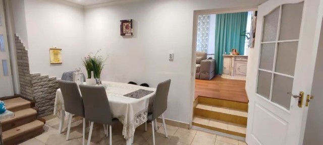 Продаж ексклюзивного будинку