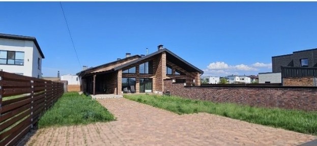 Продаж сучасного дуплекса в <a href='/newbuilding/6209/view/kg-balaton'>Balaton</a> Villag