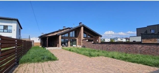 Продаж сучасного дуплекса в <a href='/newbuilding/6209/view/kg-balaton'>Balaton</a> Villag