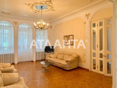 Квартира 150м2 с видом на Французский бульвар