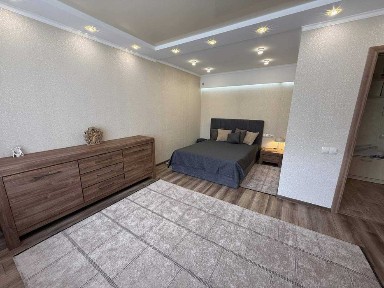 Оренда однокімнатної квартири з ремонтом. Замостя