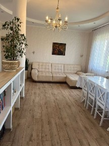 2х эт дом посуточно метро Ботанический сад