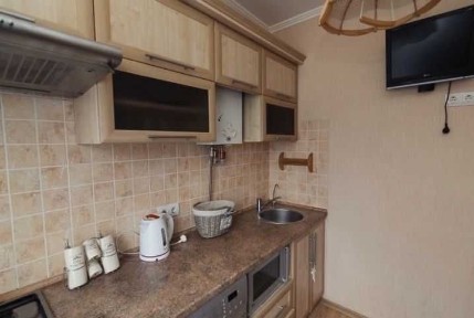 Продаж 1-кімнатної квартири вул. Троїцька (р-н парку Казка)