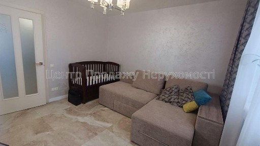 Продам 4к квартиру з ремонтом по вул. Академіка Ляпунова Q8