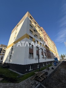 Терміновий продаж однокімнатної квартири з частковим ремонтом