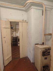 Продаж частини будинку в місті Сміла, центр міста.