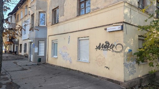 Фасадне приміщення по вул. Корнія Речмидила 24 (був. Ногина) 68м2.