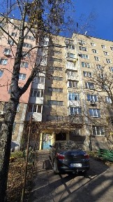 Продаж просторої 3-х кімнатної квартири (вул. Сумгаїтська 71)