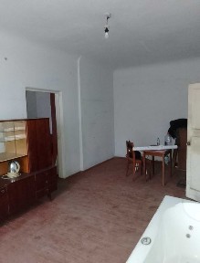 Продам 2к квартиру по пр. Конституции, Каменское