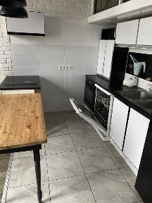 Бровари, Лісова 26