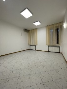 Оренда офісу в центрі Урядовий квартал, вул. Лютеранська, м Хрещатик