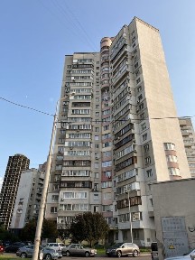 Київ, Деснянський, вулиця Оноре де Бальзака 4