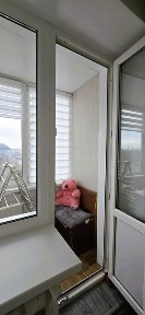 Продам 3-х кімнатну в цегляному будинку 2000р. п.