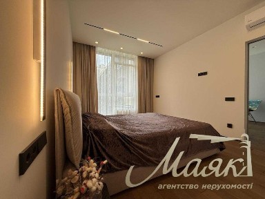 Продаж квартири Французький квартал 2, Печерський, Либідська